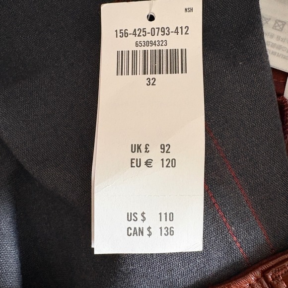 Abercrombie & Fitch Curve Love 90s Straight Vegan Leather Pants Size 32 / 14 - Picture 8 of 10